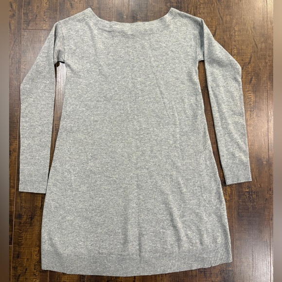 Diane Von Furstenberg Branitta Wool Cashmere Grey Sweater Dress in Size Medium - Picture 7 of 7